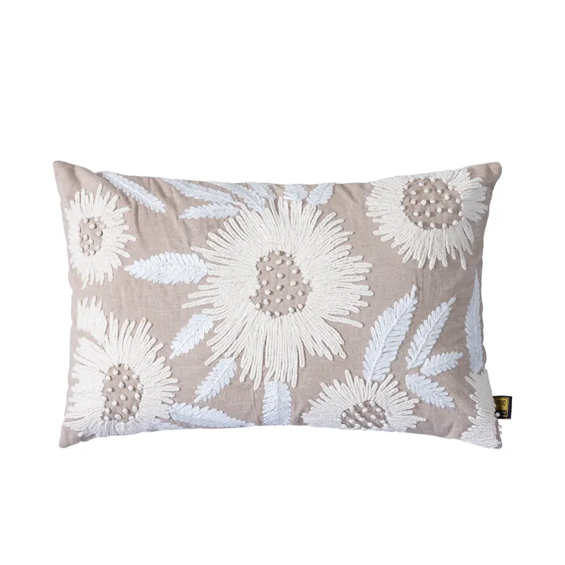 Kissen – Natürliche Farbe, Große Blumen, Elegantes Design – Osten | PTMD Echt