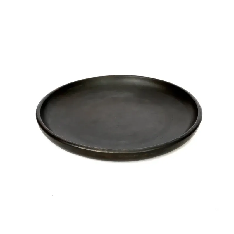 Teller – Gebrannte Terrakotta, Schlankes Design, Zeitlose Form, S | Bazar Bizar Antwerp Top-Seller