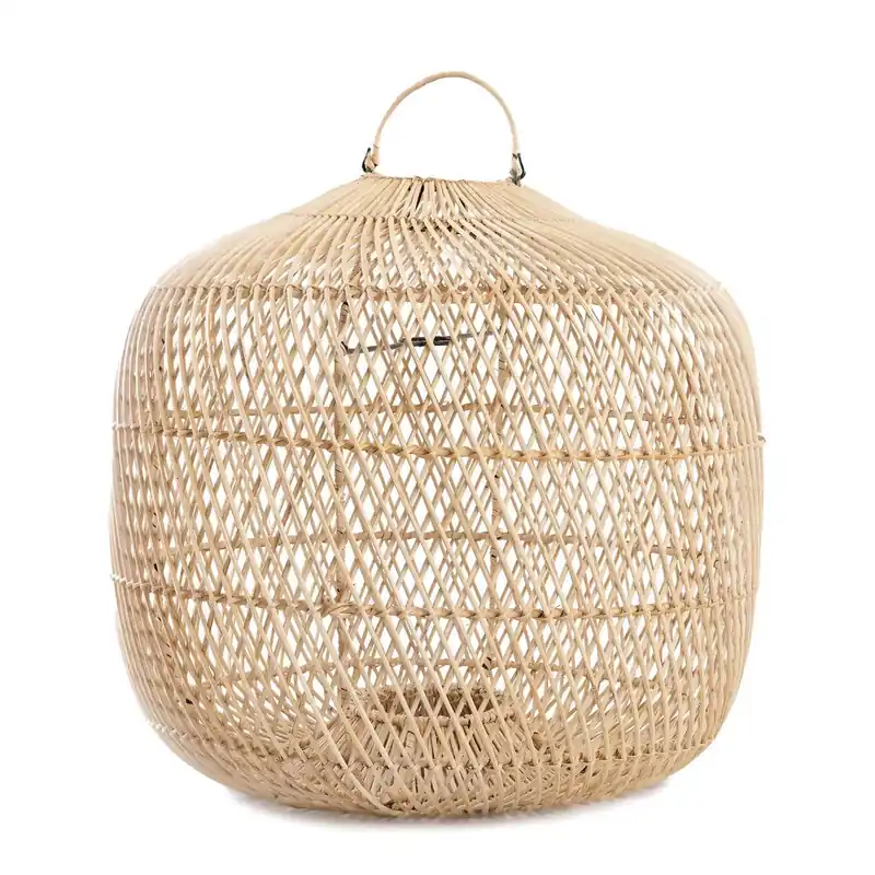 Sale Pendelleuchte – Handgeflochtenes Rattan, Skulpturale Form, Offene Webstruktur, L – Batu Bolong | Bazar Bizar Antwerp