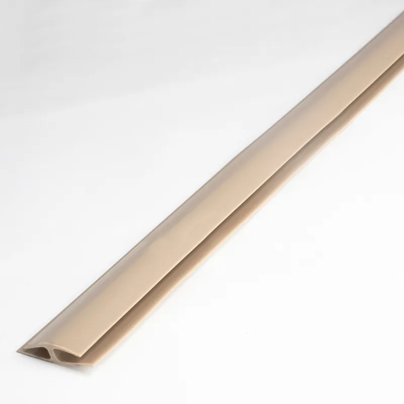 PROVISTON Einfass- & Abschlussprofil Abrantes B 32 mm L 2700 mm Einfasshöhe 6 mm Weich-PVC Begrenztes Angebot