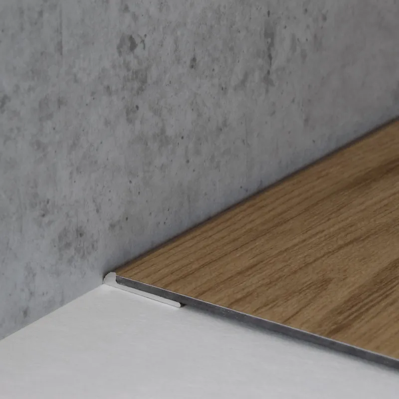 Markenware PROVISTON Einfass- & Abschlussprofile Wexford Breite 18 mm L 2700 mm Aluminium eloxiert