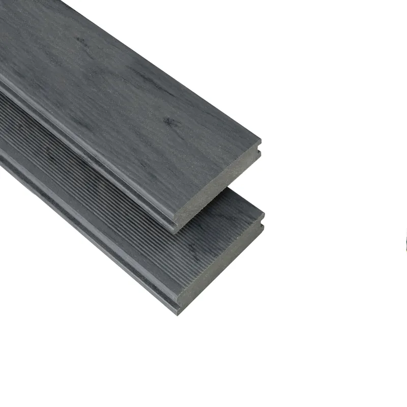 WPC Terrassendiele 14.5 x 2 cm Bodendiele Vollprofil Massiv Räuchereiche Mattiert Kovalex Must-Have