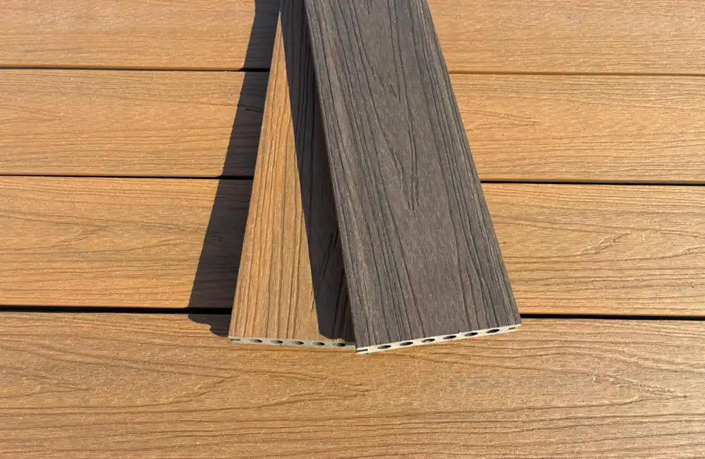BPC Terrassendielen EICHE SAND Addition beschichtet 22x136 mm Neu